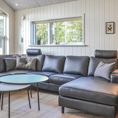 5 Bedroom Amazing In * Blavand