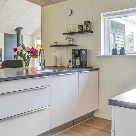 Five-bedroom In