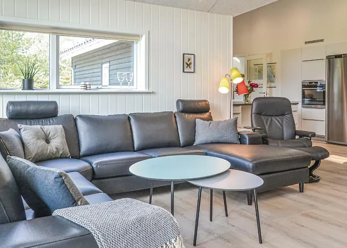 Five-bedroom In