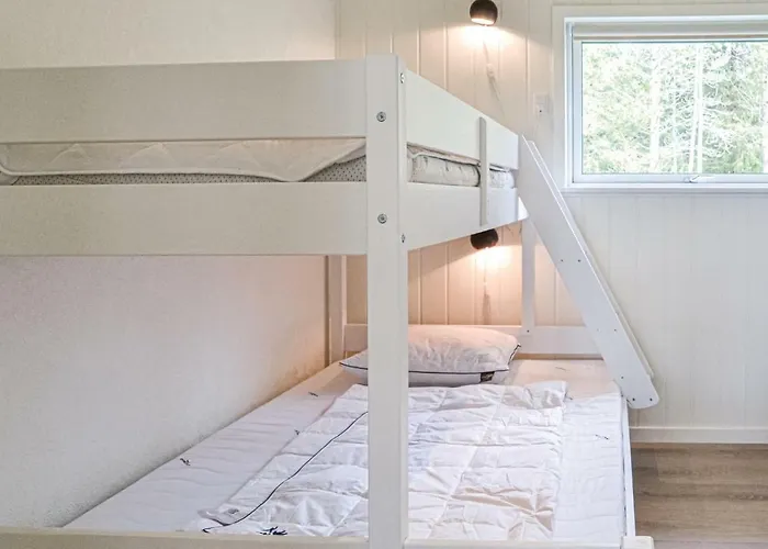 Five-bedroom In Сasa de vacaciones Blåvand