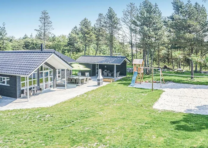 Five-bedroom In * Blåvand